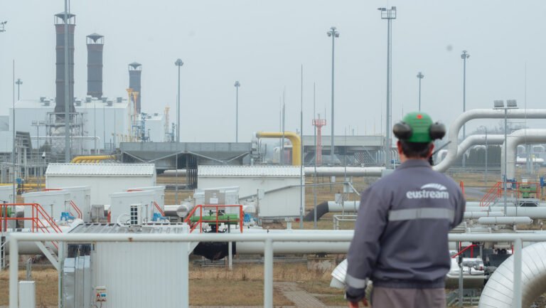 EE.UU.: La UE gastó más dinero en comprar gas ruso que en la ayuda a Ucrania